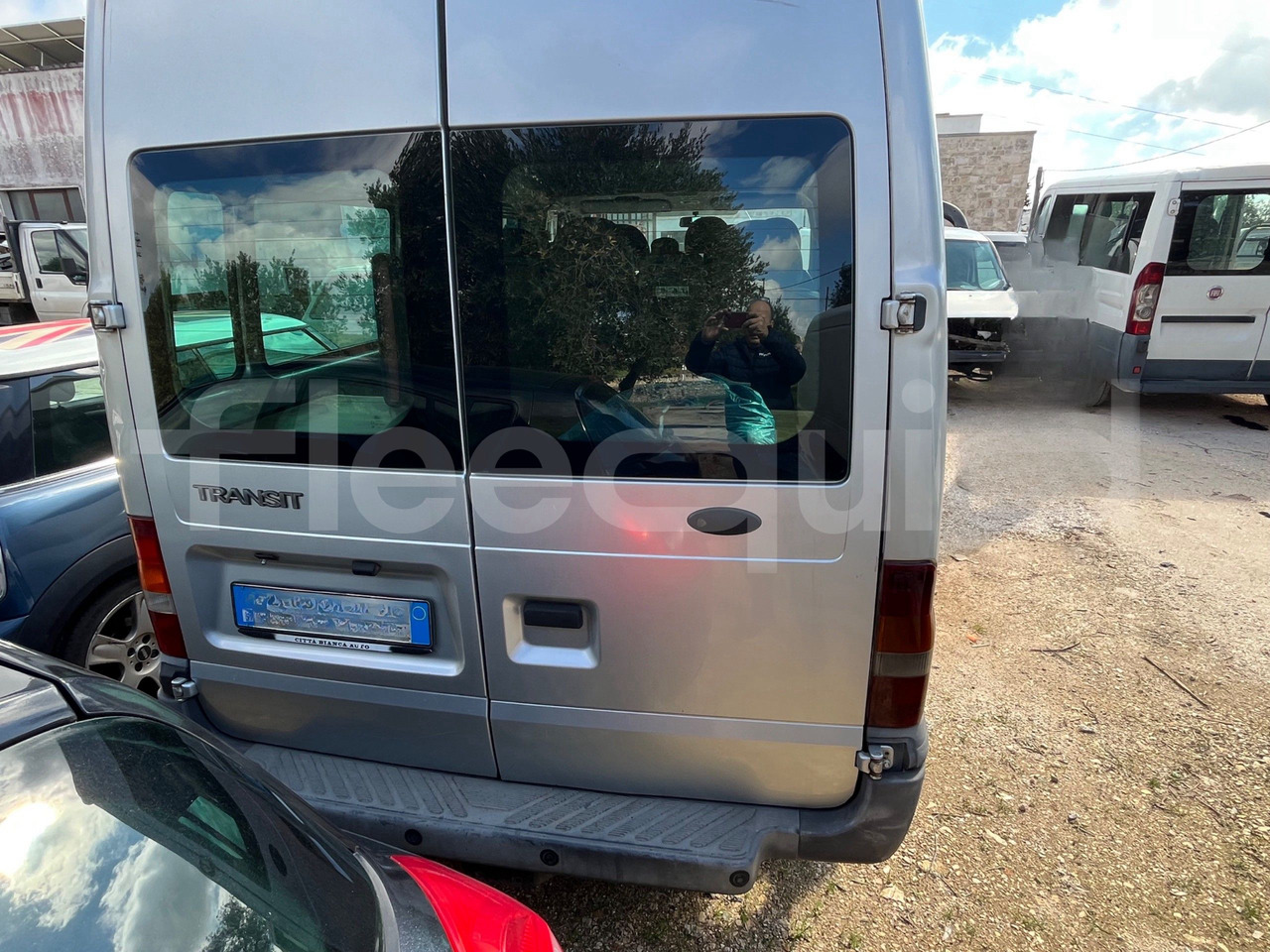 Ford Transit - سياحية حافلة: صور 5 Ford Transit - سياحية حافلة: صور 5