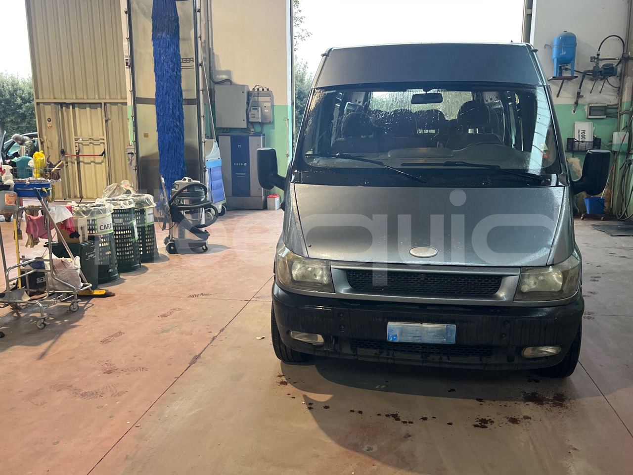 Ford Transit - حافلة صغيرة, ميكروباص: صور 2 Ford Transit - حافلة صغيرة, ميكروباص: صور 2