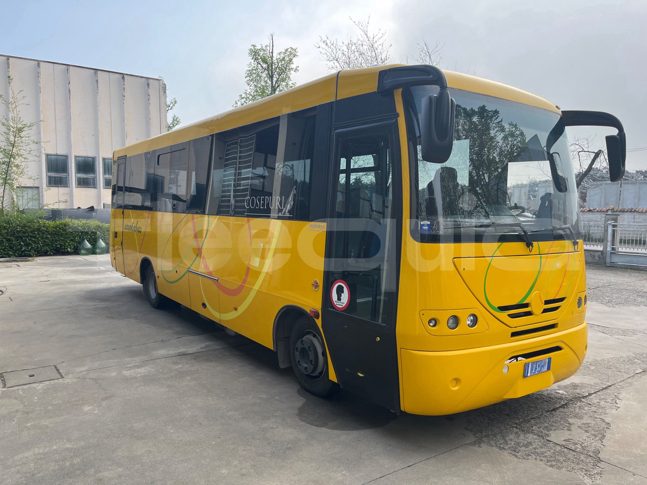 حافلة مدرسية Iveco 100/E4: صور 1