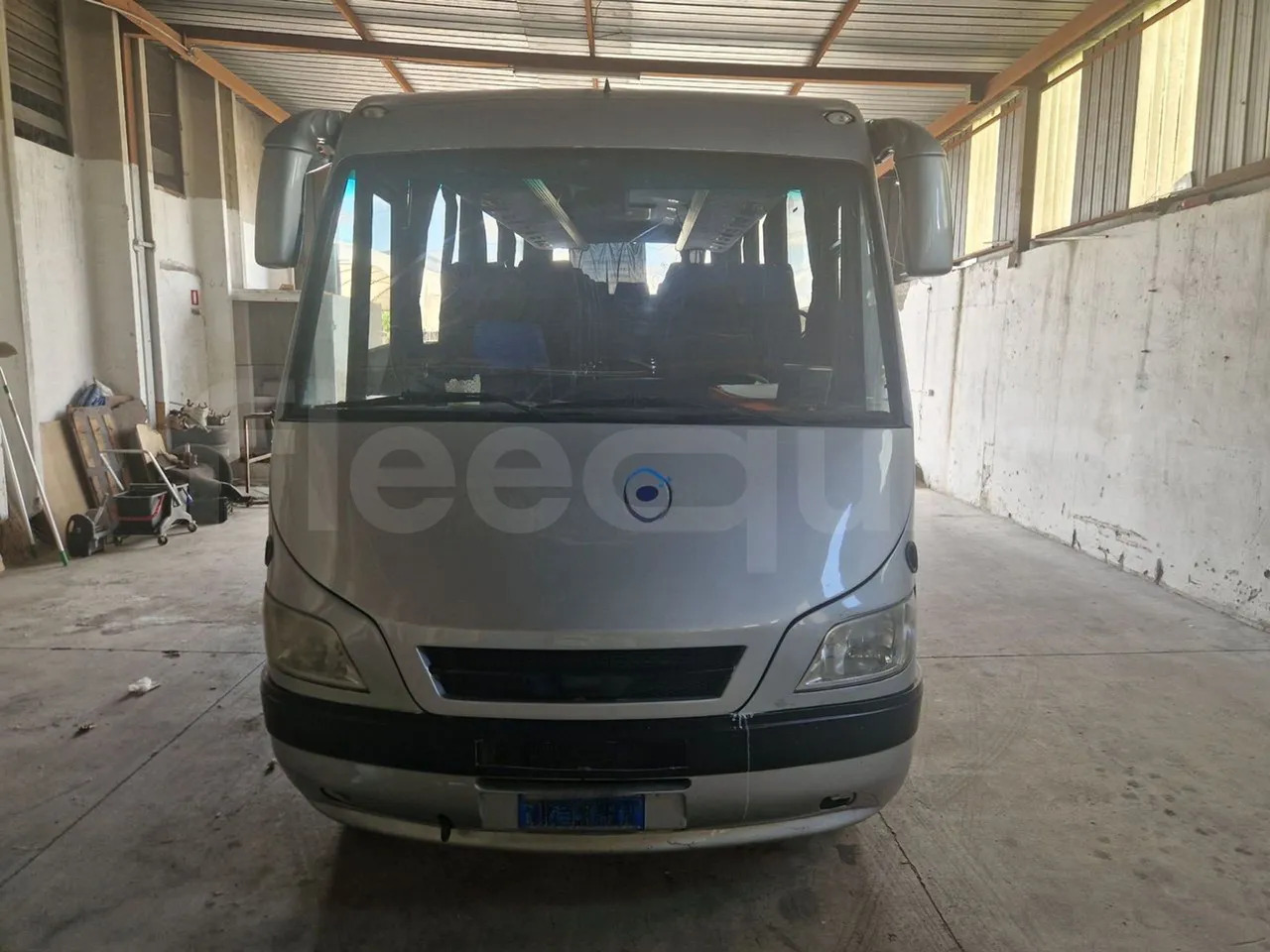 Iveco 65C15/70 - سياحية حافلة: صور 1 Iveco 65C15/70 - سياحية حافلة: صور 1