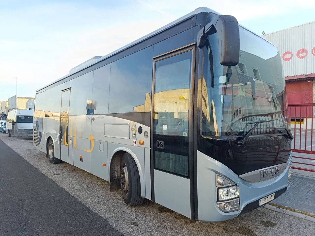 Iveco Crossway - سياحية حافلة: صور 1 Iveco Crossway - سياحية حافلة: صور 1