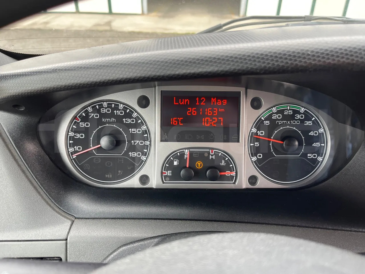 Iveco Daily - حافلة صغيرة, ميكروباص: صور 3 Iveco Daily - حافلة صغيرة, ميكروباص: صور 3