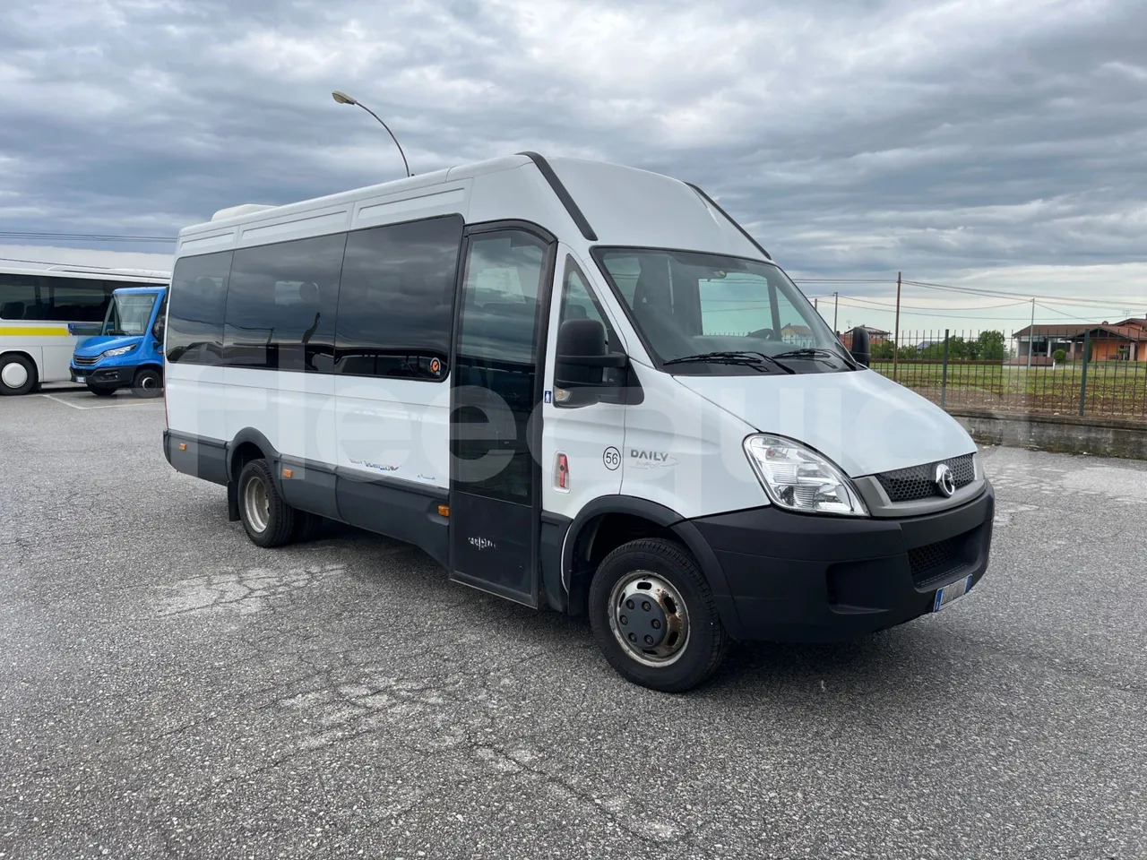 Iveco Daily - حافلة صغيرة, ميكروباص: صور 1 Iveco Daily - حافلة صغيرة, ميكروباص: صور 1
