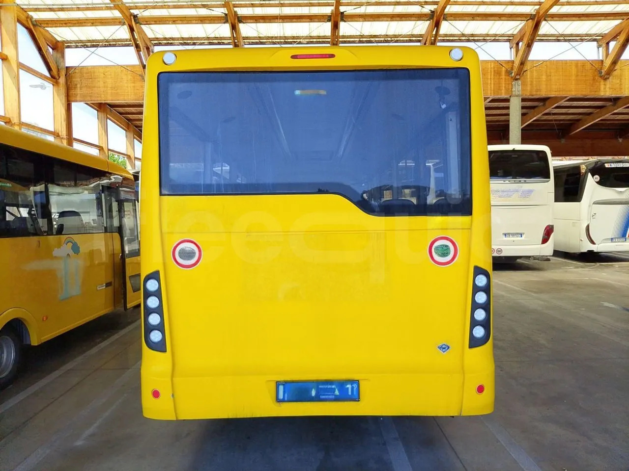 Iveco Indcar - حافلة مدرسية: صور 5 Iveco Indcar - حافلة مدرسية: صور 5