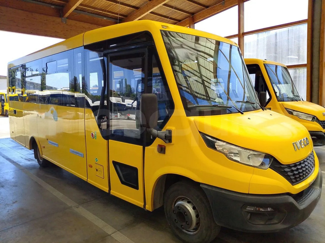Iveco Indcar - حافلة مدرسية: صور 1 Iveco Indcar - حافلة مدرسية: صور 1