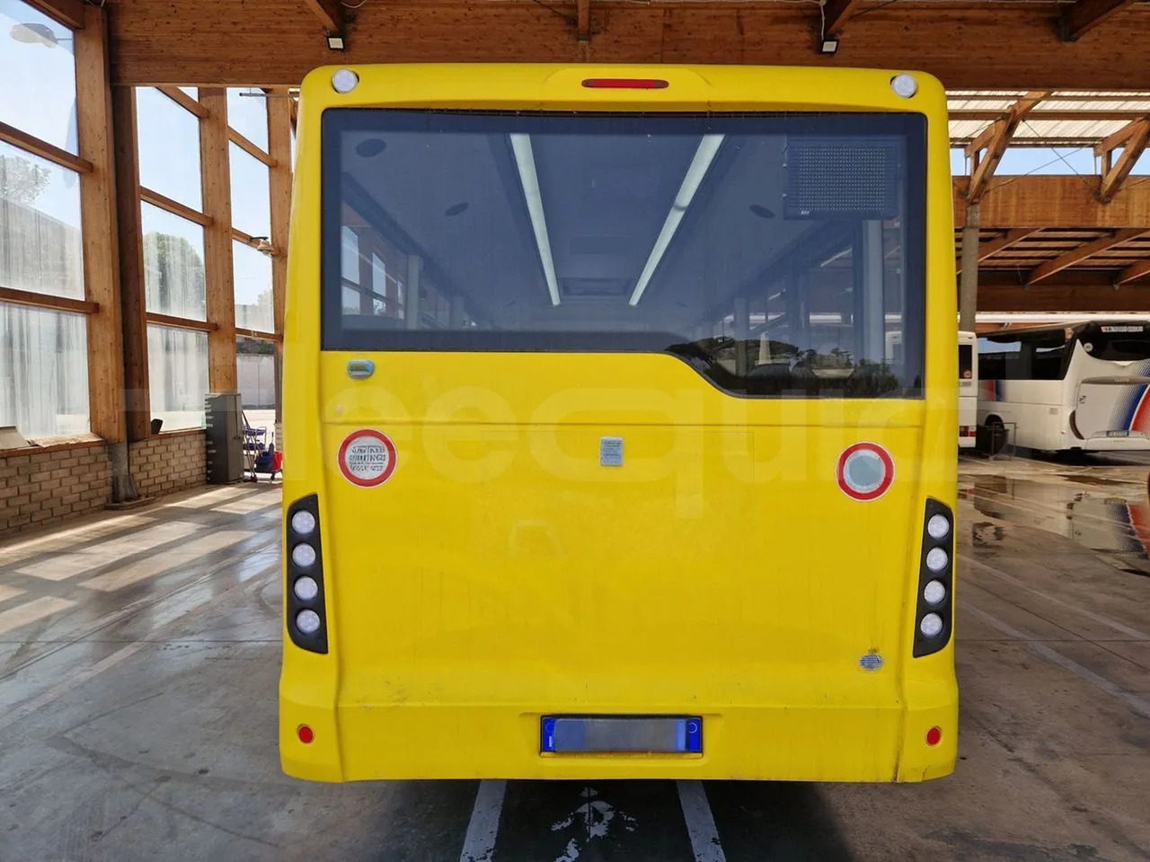 Iveco Indcar - حافلة مدرسية: صور 5 Iveco Indcar - حافلة مدرسية: صور 5