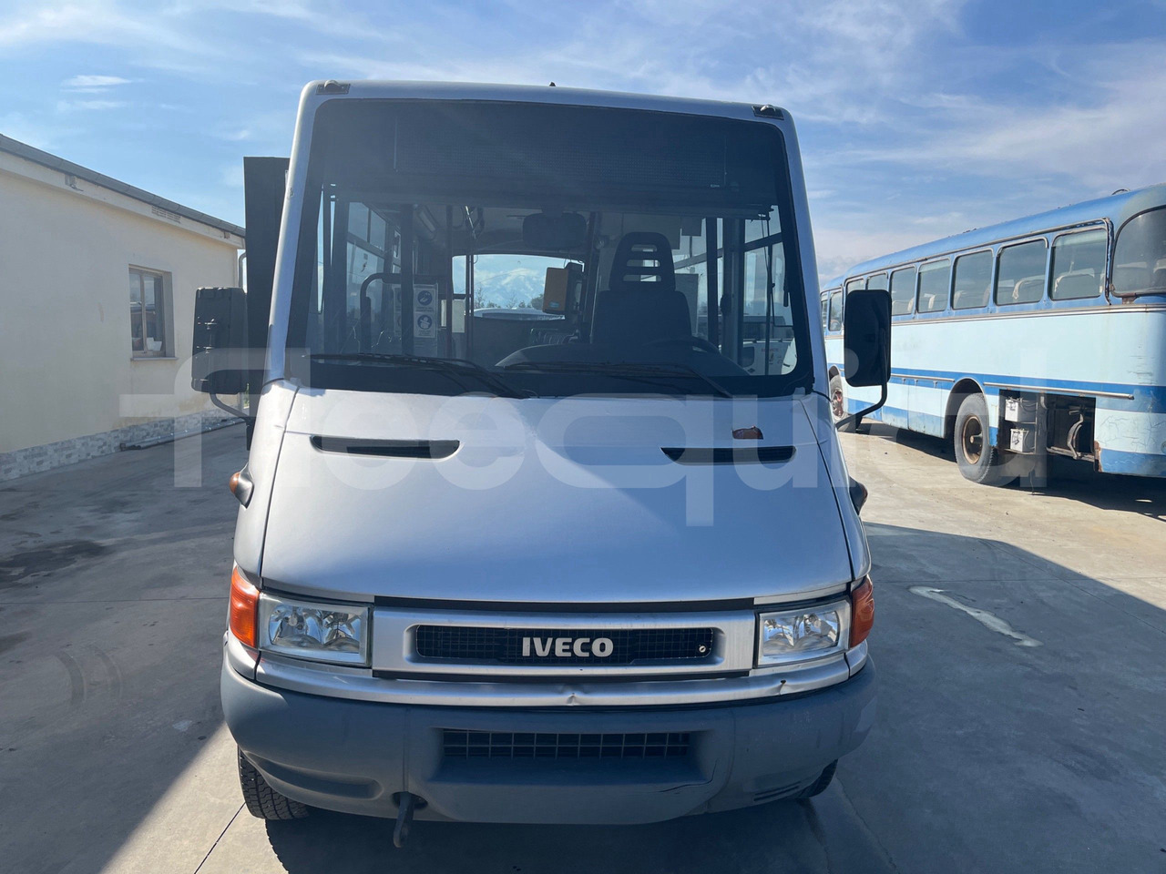 Iveco Sitcar - باص النقل بين المدن: صور 2 Iveco Sitcar - باص النقل بين المدن: صور 2