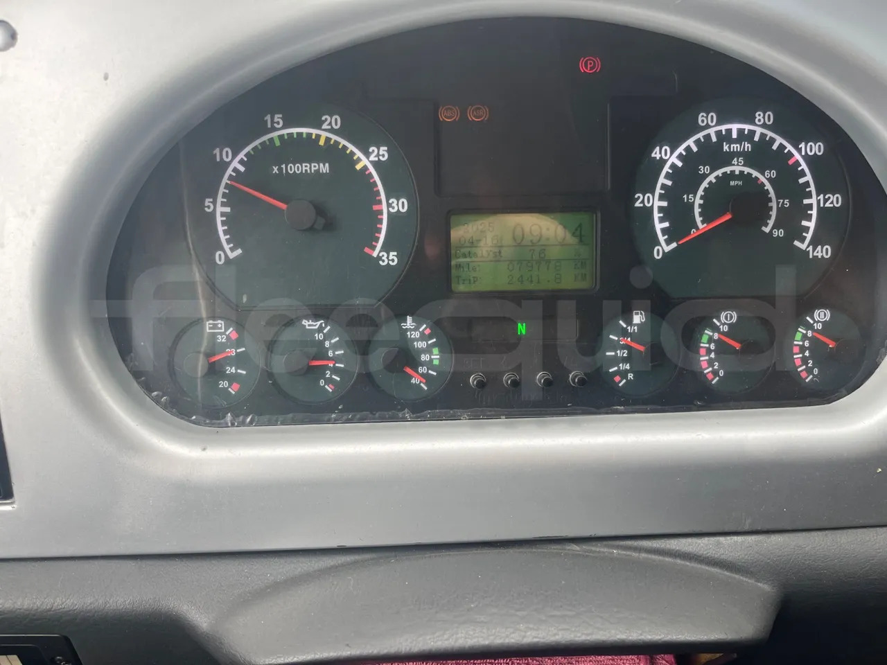 King Long XMQ6800 - باص النقل بين المدن: صور 3 King Long XMQ6800 - باص النقل بين المدن: صور 3