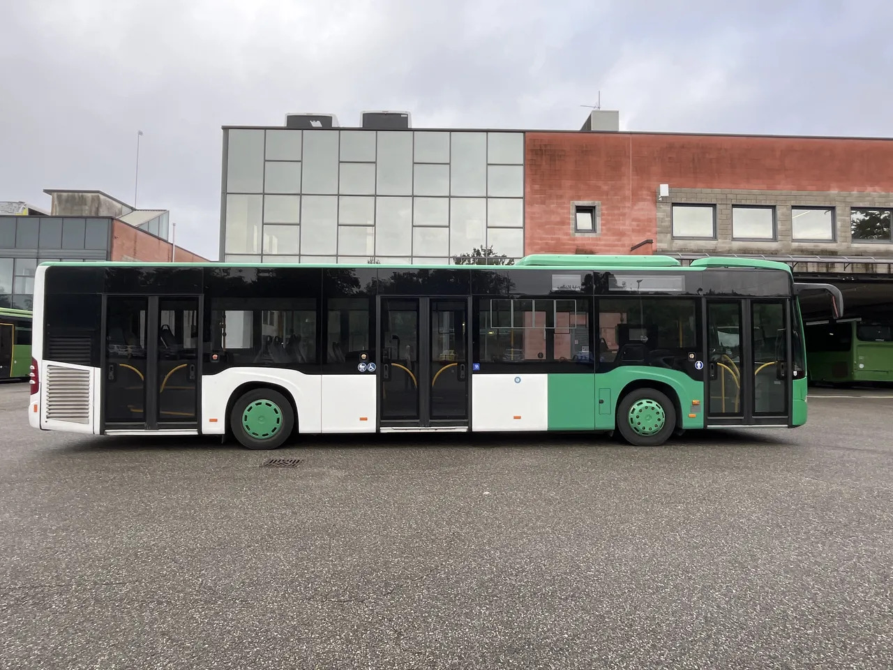 النقل الحضري Mercedes-Benz Citaro: صور 10