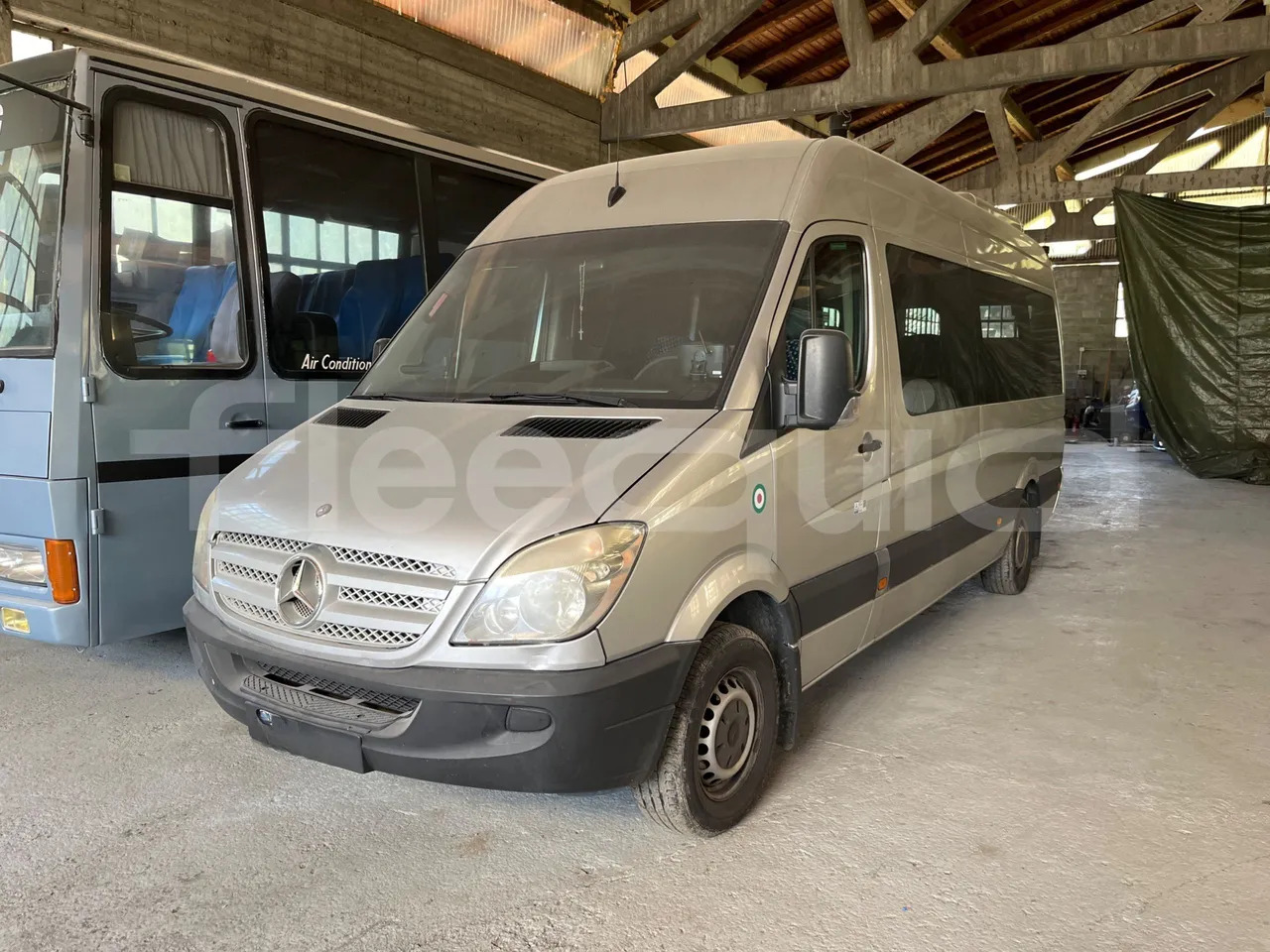 Mercedes-Benz Evobus 0315U - حافلة صغيرة, ميكروباص: صور 1 Mercedes-Benz Evobus 0315U - حافلة صغيرة, ميكروباص: صور 1