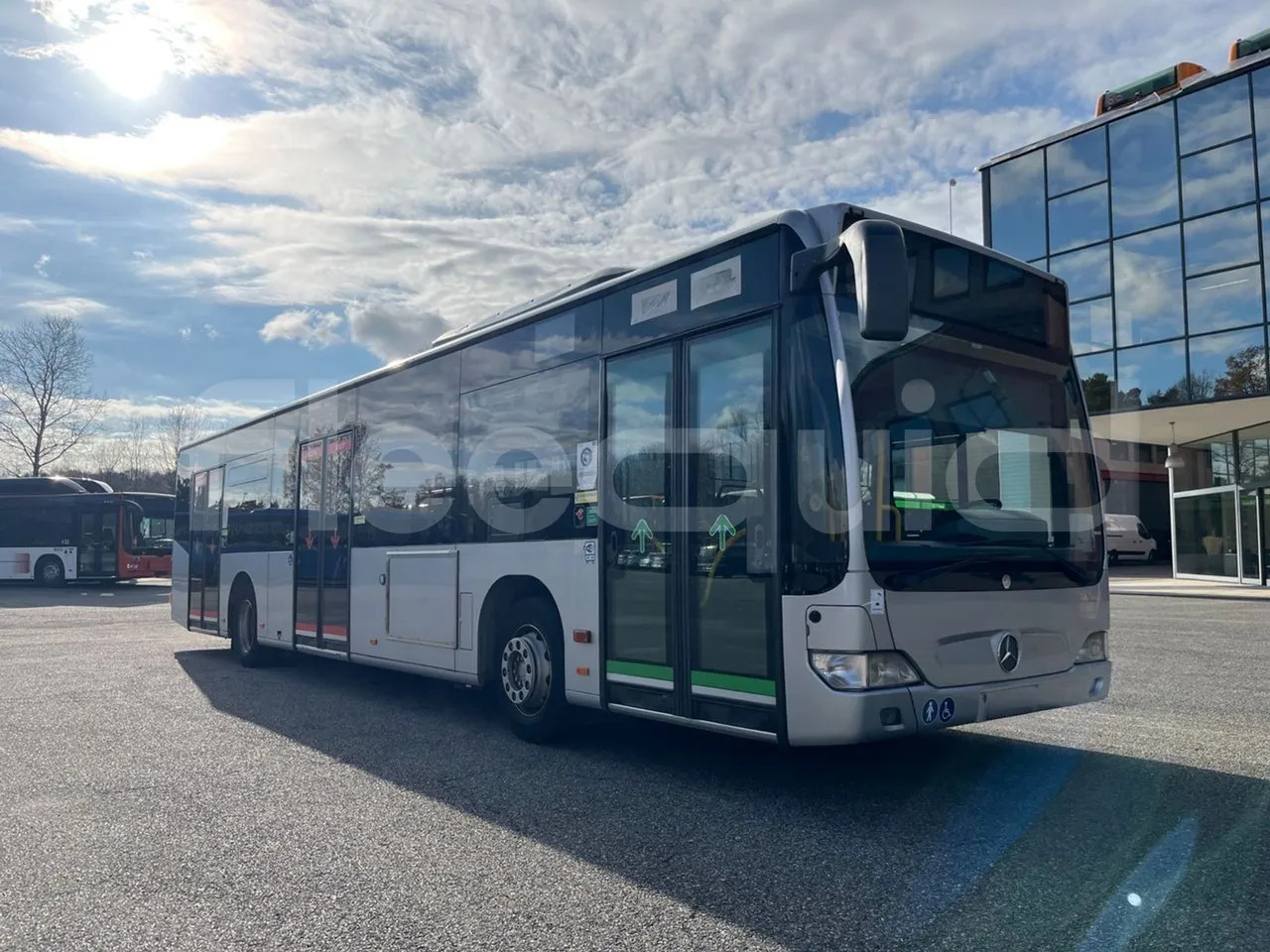 Mercedes-Benz O 530 - النقل الحضري: صور 1 Mercedes-Benz O 530 - النقل الحضري: صور 1