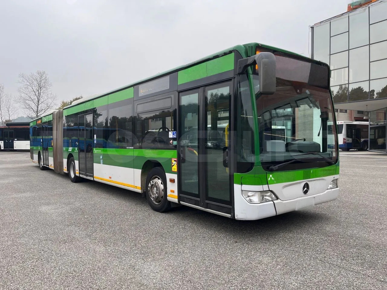 Mercedes-Benz O 530 - النقل الحضري: صور 1 Mercedes-Benz O 530 - النقل الحضري: صور 1