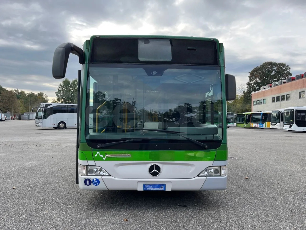 Mercedes-Benz O 530 - النقل الحضري: صور 2 Mercedes-Benz O 530 - النقل الحضري: صور 2
