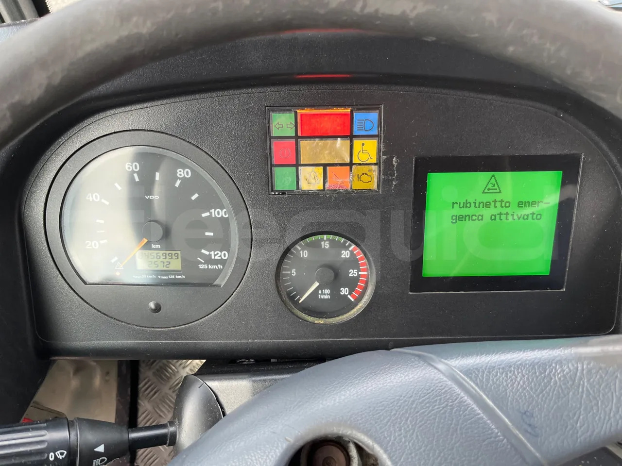 Mercedes-Benz O 530 - النقل الحضري: صور 3 Mercedes-Benz O 530 - النقل الحضري: صور 3