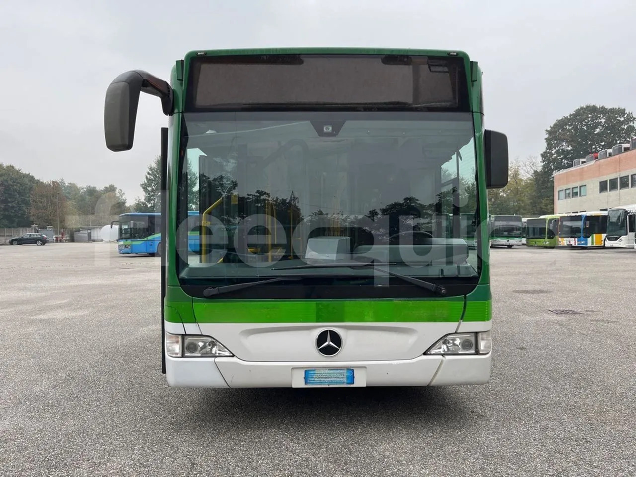 Mercedes-Benz O 530 - النقل الحضري: صور 2 Mercedes-Benz O 530 - النقل الحضري: صور 2