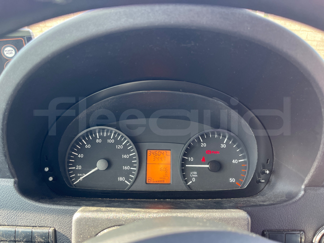 Mercedes-Benz Sprinter - حافلة صغيرة, ميكروباص: صور 3 Mercedes-Benz Sprinter - حافلة صغيرة, ميكروباص: صور 3