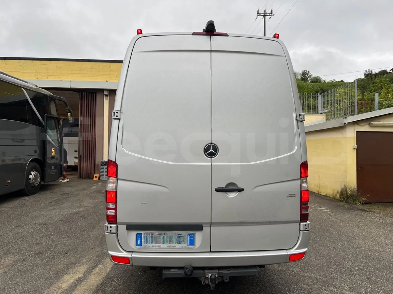 Mercedes-Benz Sprinter - حافلة صغيرة, ميكروباص: صور 5 Mercedes-Benz Sprinter - حافلة صغيرة, ميكروباص: صور 5