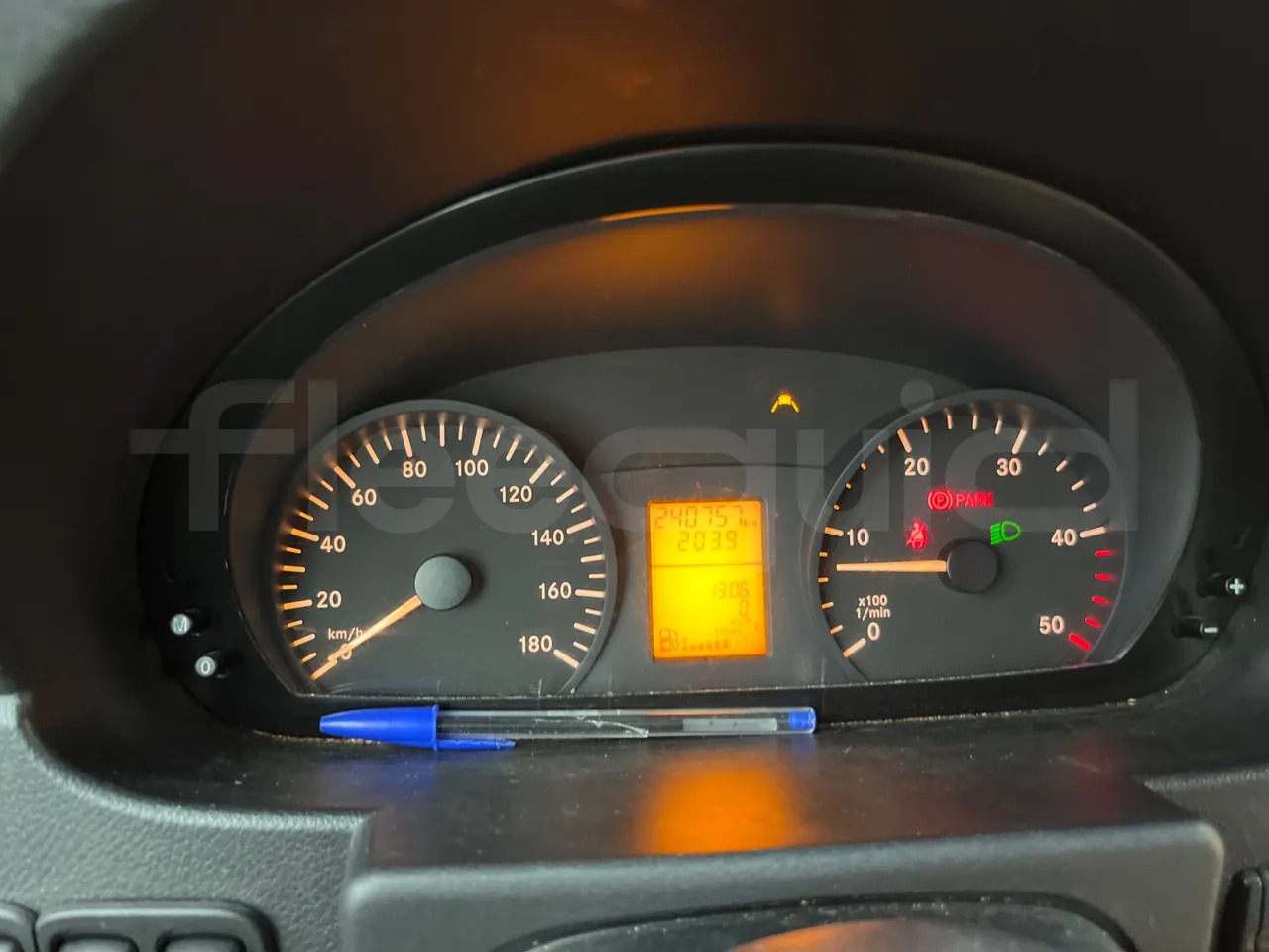 Mercedes-Benz Sprinter - حافلة صغيرة, ميكروباص: صور 3 Mercedes-Benz Sprinter - حافلة صغيرة, ميكروباص: صور 3