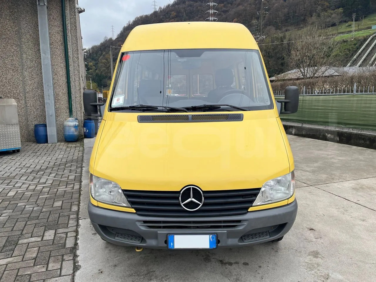 Mercedes-Benz Sprinter - حافلة صغيرة, ميكروباص: صور 2 Mercedes-Benz Sprinter - حافلة صغيرة, ميكروباص: صور 2