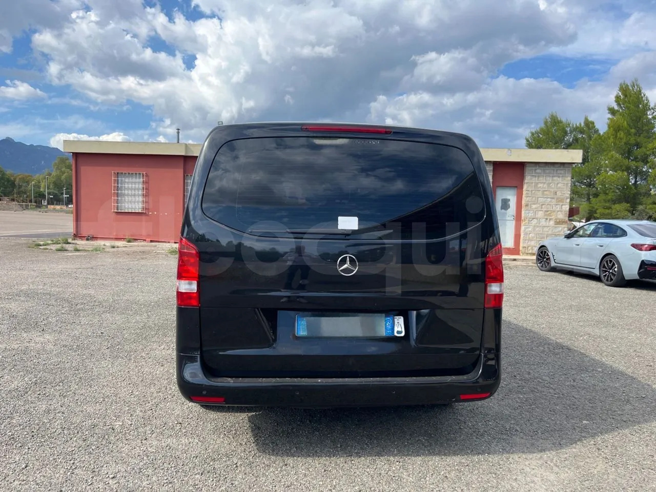 Mercedes-Benz Vito Tourer - باص النقل بين المدن: صور 5 Mercedes-Benz Vito Tourer - باص النقل بين المدن: صور 5