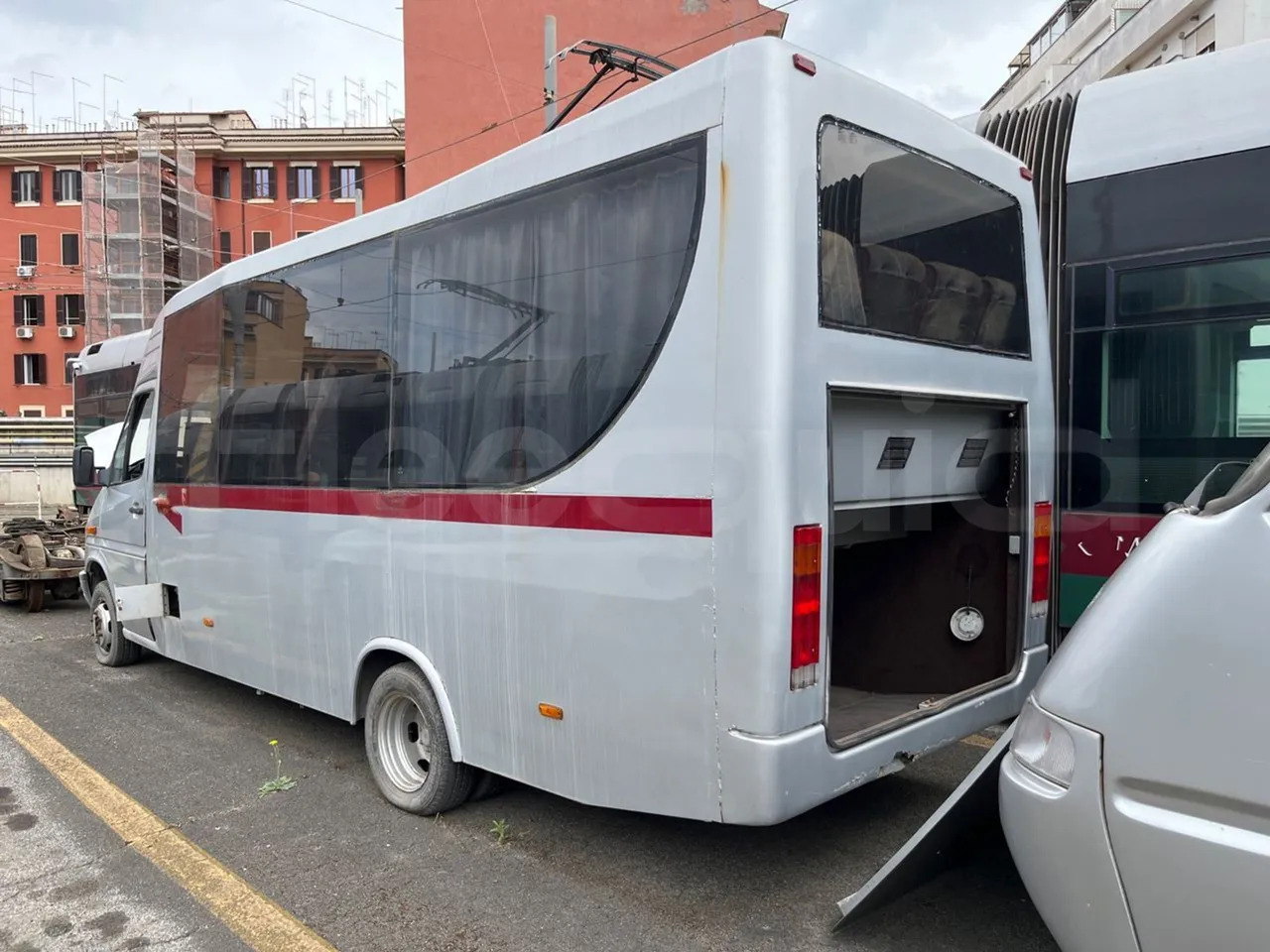 N. 2 Mercedes-Benz 414T - حافلة صغيرة, ميكروباص: صور 5 N. 2 Mercedes-Benz 414T - حافلة صغيرة, ميكروباص: صور 5