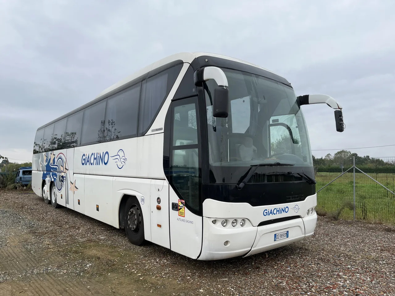 Neoplan P22 - سياحية حافلة: صور 1 Neoplan P22 - سياحية حافلة: صور 1