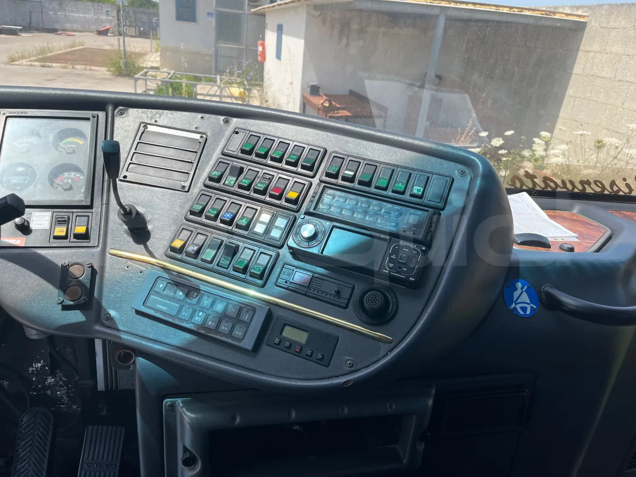 سياحية حافلة Volvo Barbi Echo: صور 17
