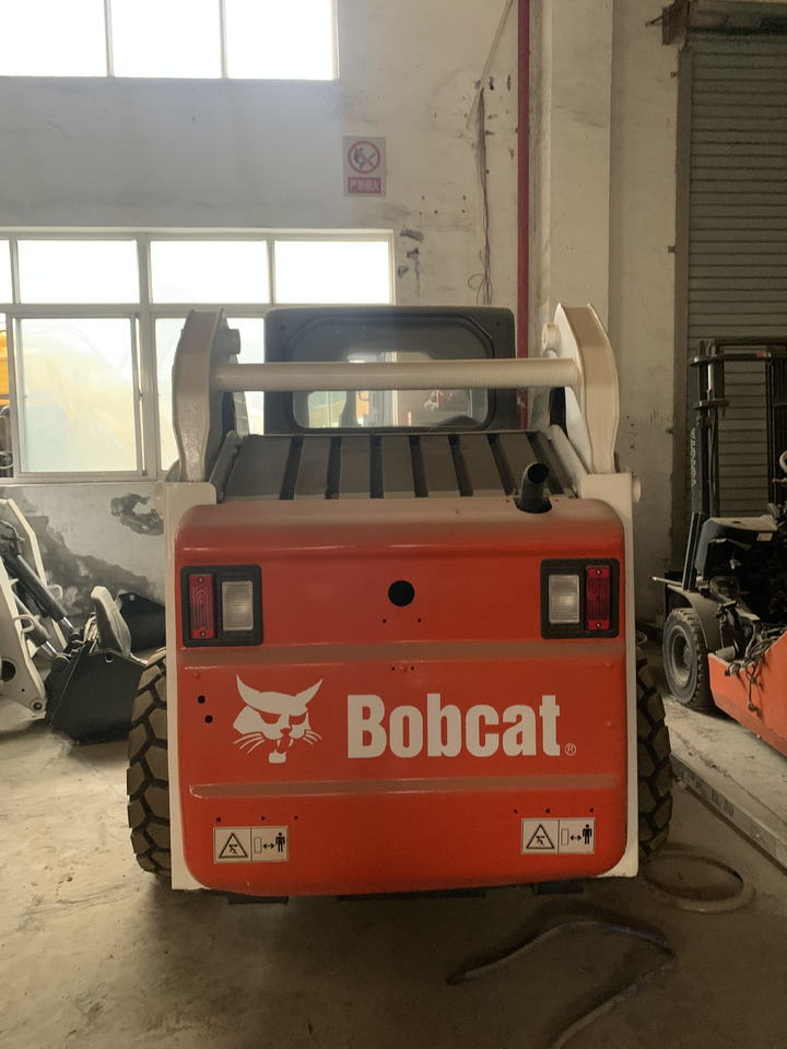 BOBCAT S185 - شيول صغير: صور 4 BOBCAT S185 - شيول صغير: صور 4