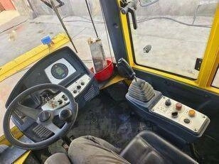 Bomag BW 220D-40 - مدحلة الأسفلت: صور 5 Bomag BW 220D-40 - مدحلة الأسفلت: صور 5