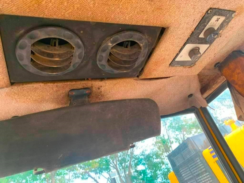 مدحلة الأسفلت Bomag BW 225 D-3: صور 14