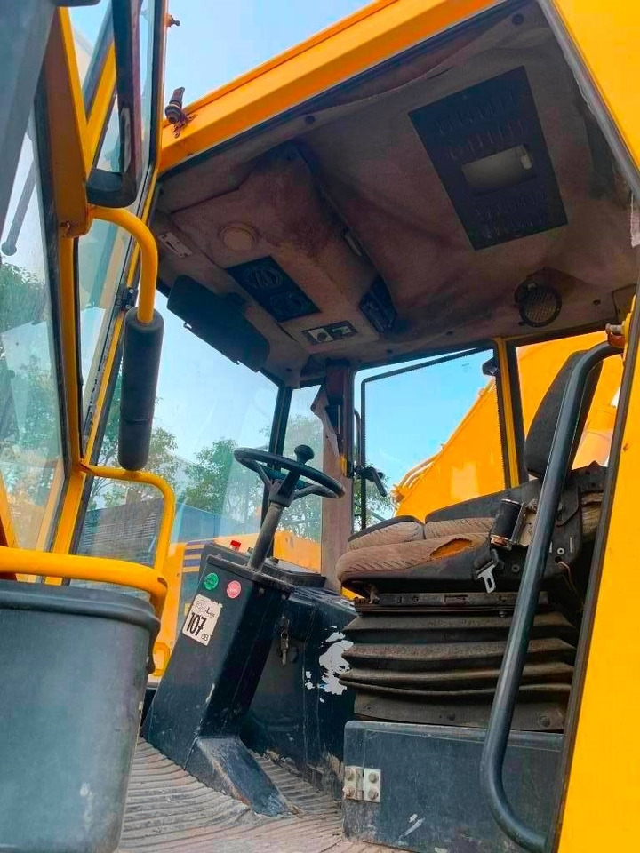 مدحلة الأسفلت Bomag BW 225 D-3: صور 10