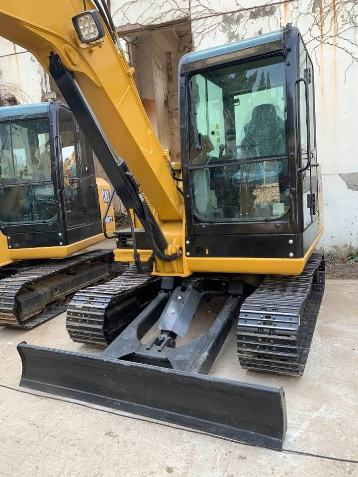 CAT 305.5E2 - حفارات زحافة: صور 2 CAT 305.5E2 - حفارات زحافة: صور 2