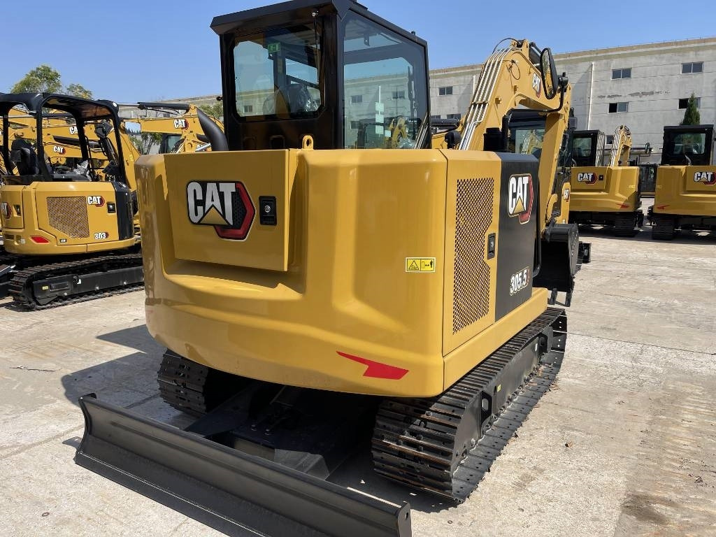 CAT 305.5 - حفارات زحافة: صور 5 CAT 305.5 - حفارات زحافة: صور 5