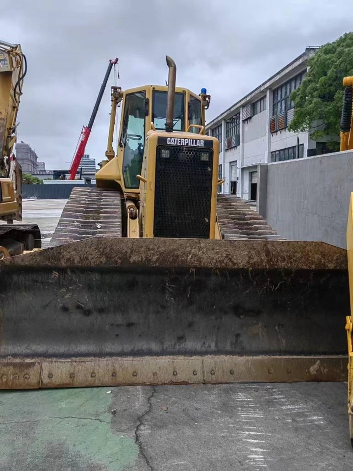 CAT D5N - بلدوزر: صور 2 CAT D5N - بلدوزر: صور 2