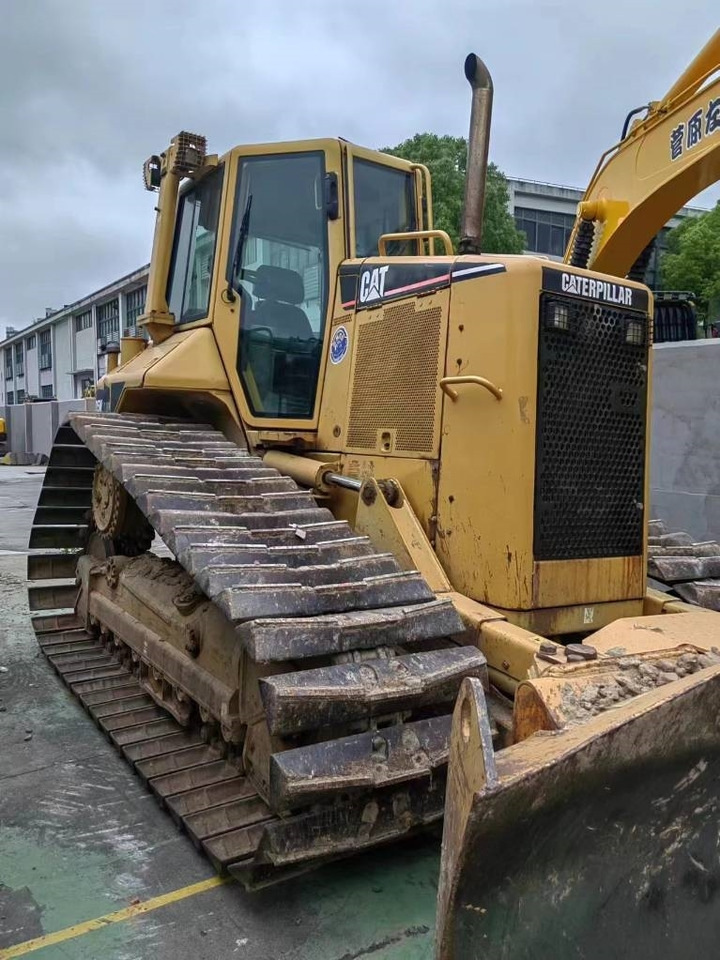 CAT D5N - بلدوزر: صور 4 CAT D5N - بلدوزر: صور 4
