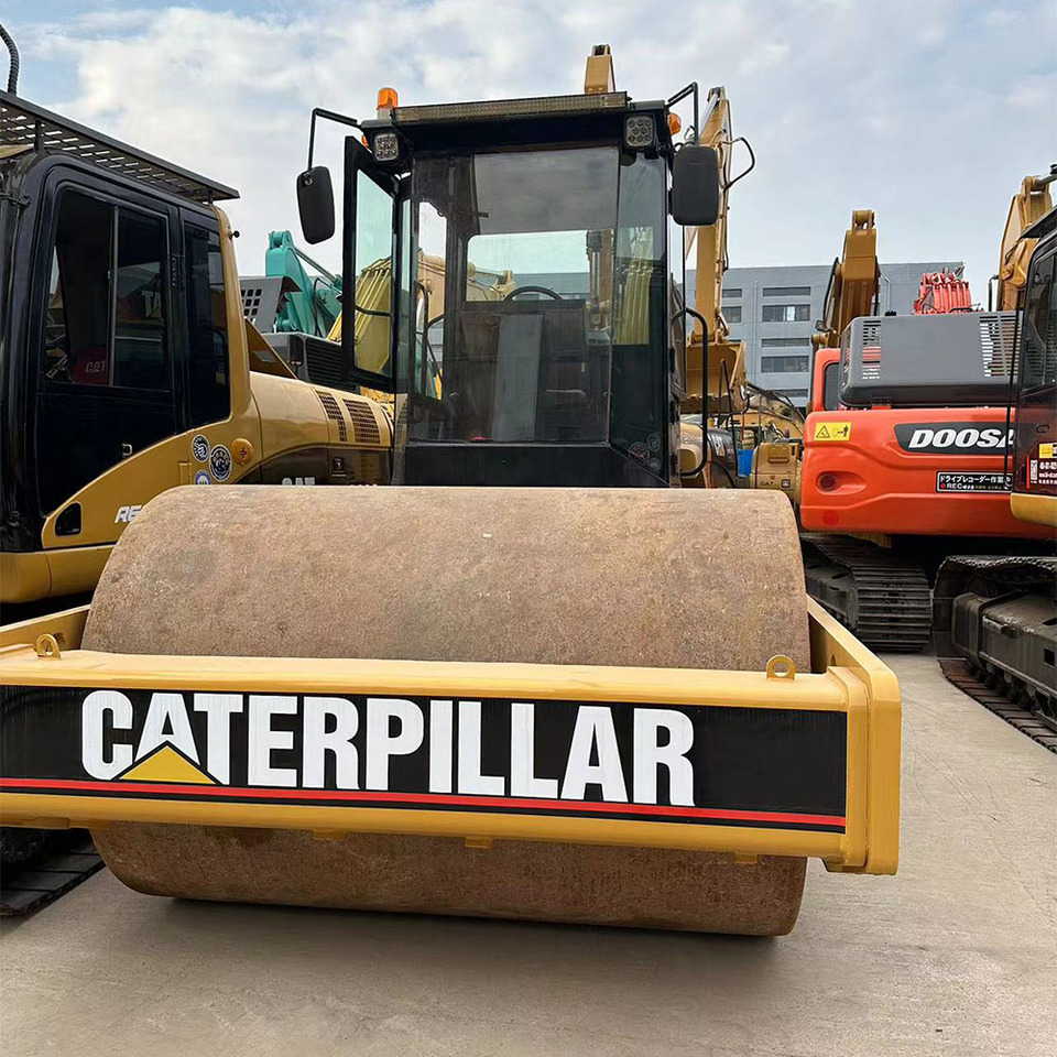 CATERPILLAR CS683E - مدماج: صور 2 CATERPILLAR CS683E - مدماج: صور 2