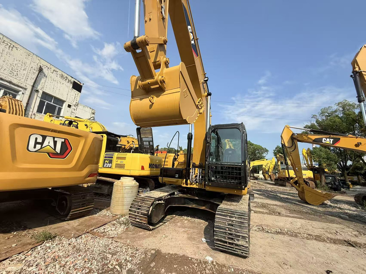 Caterpillar 323 - حفارة: صور 3 Caterpillar 323 - حفارة: صور 3