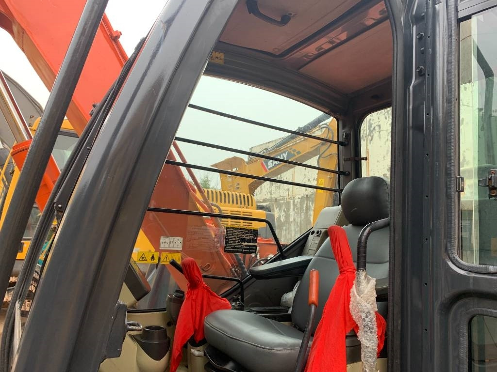 Hitachi Zaxis 70  إيجار Hitachi Zaxis 70: صور 14