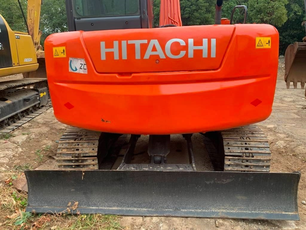 Hitachi Zaxis 70 - حفارات زحافة: صور 4 Hitachi Zaxis 70 - حفارات زحافة: صور 4