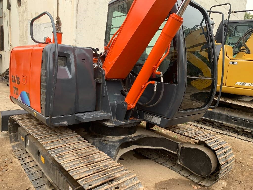 Hitachi Zaxis 70  إيجار Hitachi Zaxis 70: صور 10