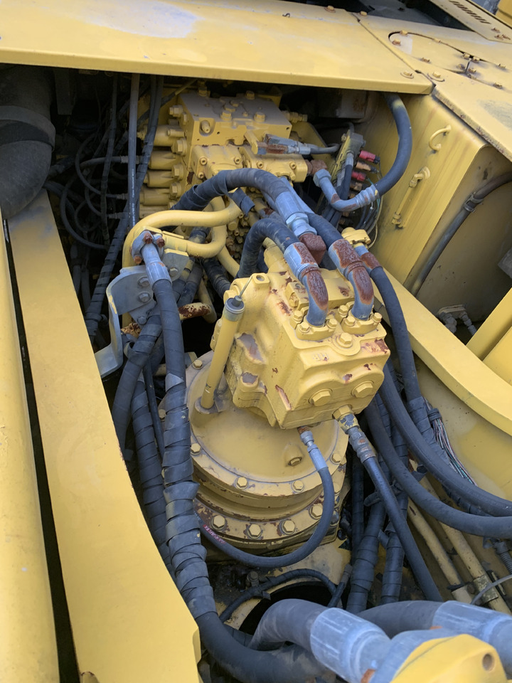 KOMATSU PC350-7 - حفارات زحافة: صور 5 KOMATSU PC350-7 - حفارات زحافة: صور 5