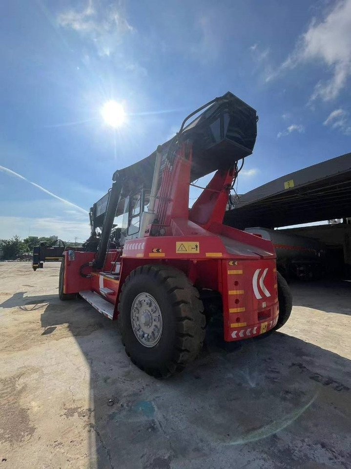 Kalmar DRF 450-650S5  - رافعة لجميع التضاريس: صور 5 Kalmar DRF 450-650S5  - رافعة لجميع التضاريس: صور 5