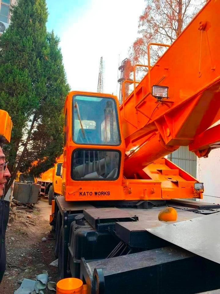 Kato NK 250 E - رافعة لجميع التضاريس: صور 3 Kato NK 250 E - رافعة لجميع التضاريس: صور 3