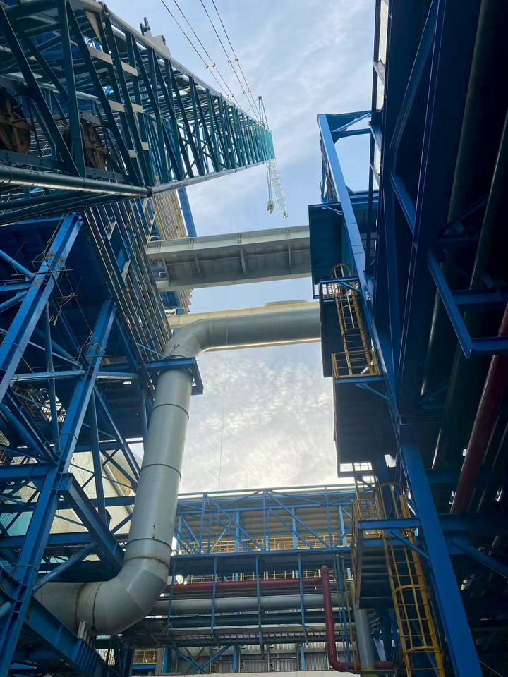 Kobelco 7200 - رافعة مجنزرة: صور 5 Kobelco 7200 - رافعة مجنزرة: صور 5