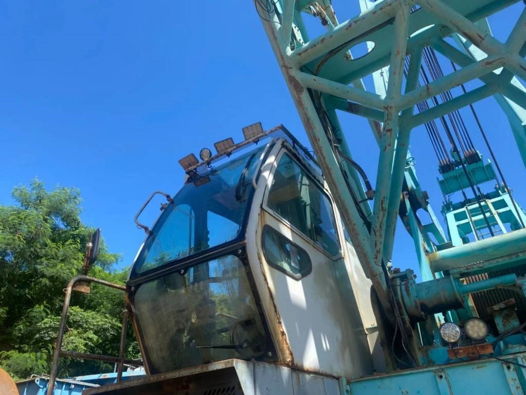 Kobelco CKE 2500 - رافعة مجنزرة: صور 4 Kobelco CKE 2500 - رافعة مجنزرة: صور 4