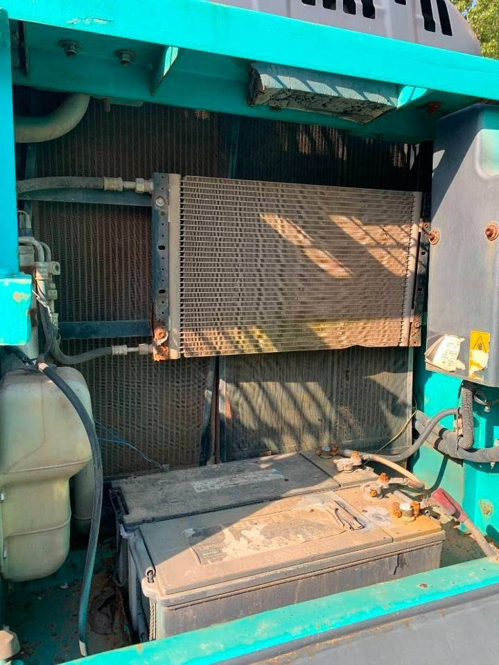 Kobelco SK 260 - حفارات زحافة: صور 4 Kobelco SK 260 - حفارات زحافة: صور 4