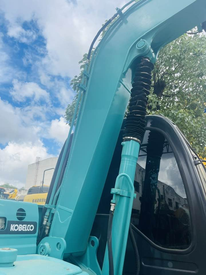 Kobelco SK75 super - حفارة مصغرة: صور 3 Kobelco SK75 super - حفارة مصغرة: صور 3