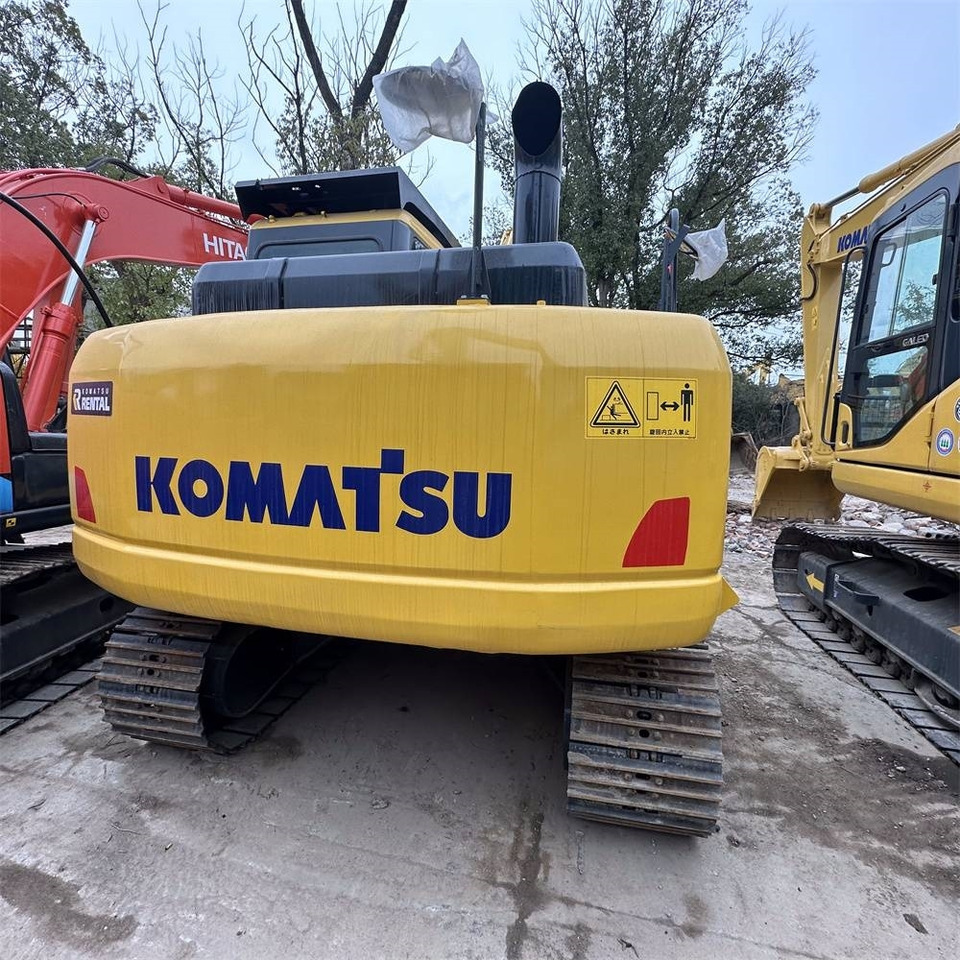 Komatsu PC 130-7 - حفارات زحافة: صور 5 Komatsu PC 130-7 - حفارات زحافة: صور 5