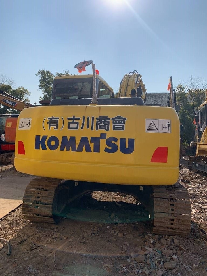 Komatsu PC 130 - حفارات زحافة: صور 5 Komatsu PC 130 - حفارات زحافة: صور 5