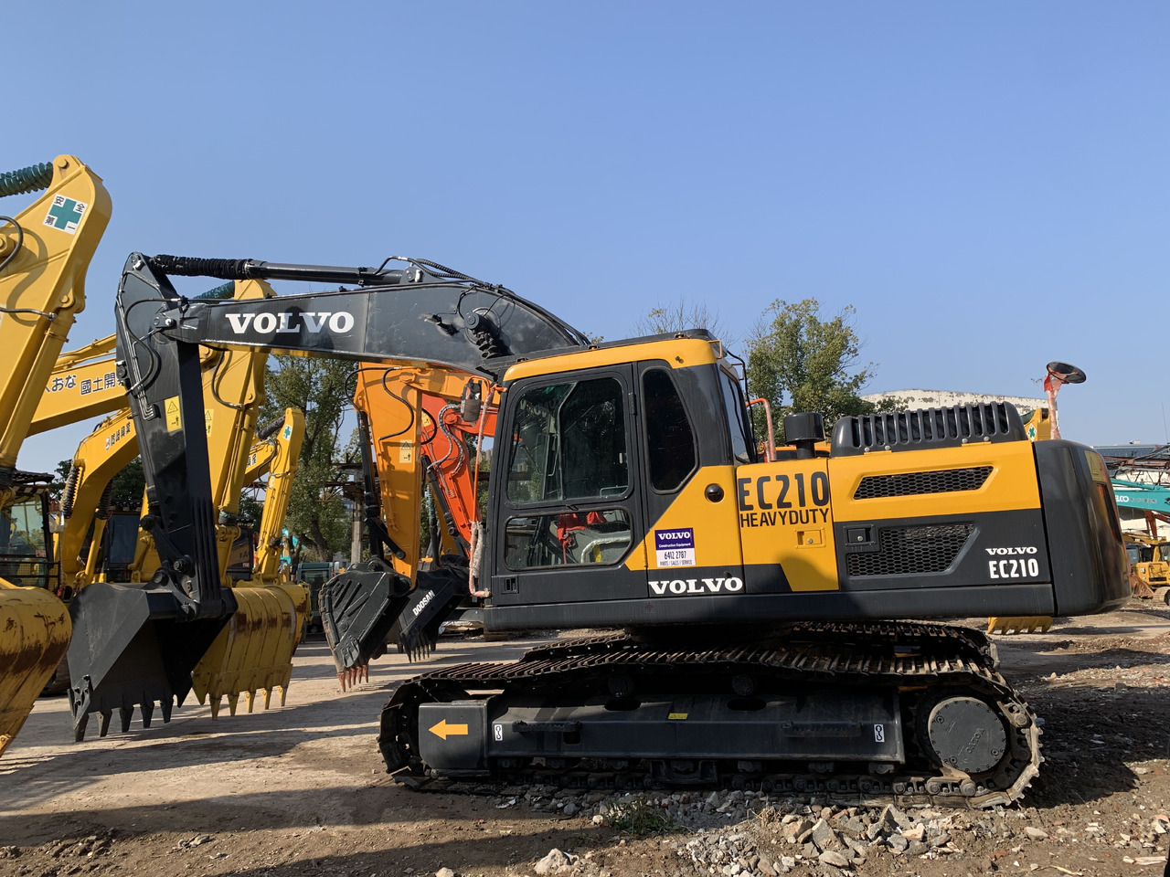 Volvo EC210D - حفارة: صور 1 Volvo EC210D - حفارة: صور 1